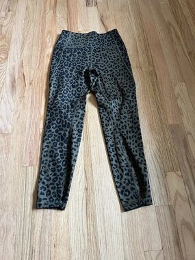 GAP Olive Leopard Print High-Waist Leggings
